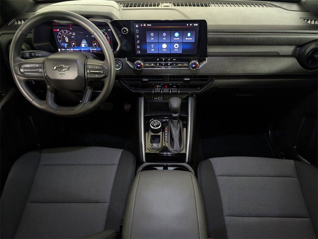 Used 2025 Chevrolet Colorado Trail Boss image 10