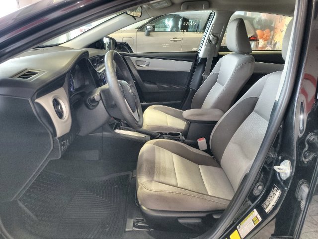 Used 2019 Toyota Corolla LE FWD image 12