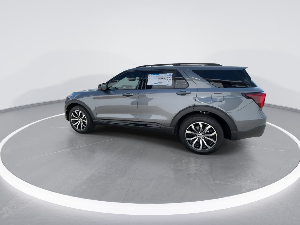 New 2026 Ford Explorer ST-Line RWD image 5