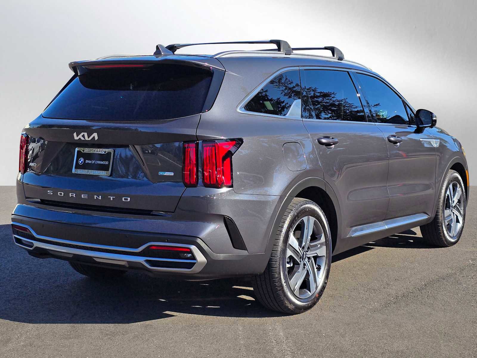 Used 2022 Kia Sorento SX Prestige w/ Panoramic Sunroof Package AWD/4WD image 3