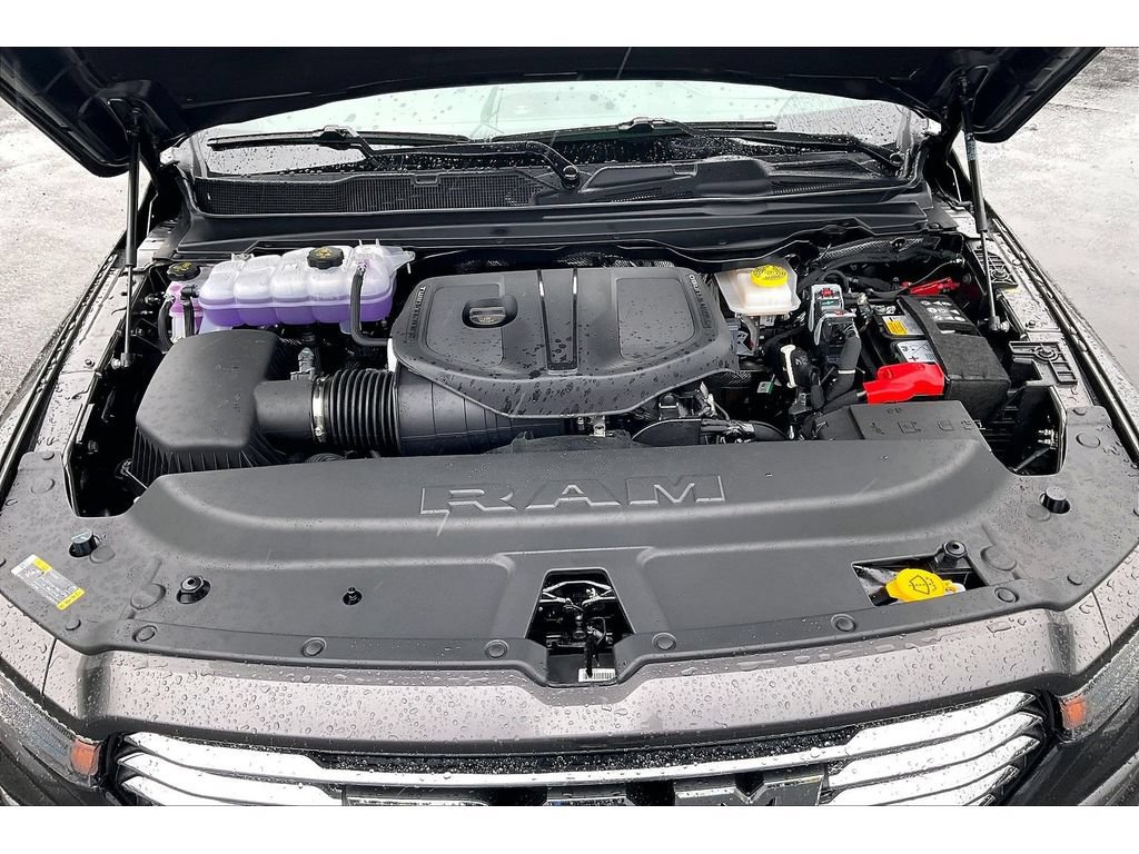 New 2027 RAM 1500 Laramie w/ Laramie Preferred Package AWD/4WD image 11