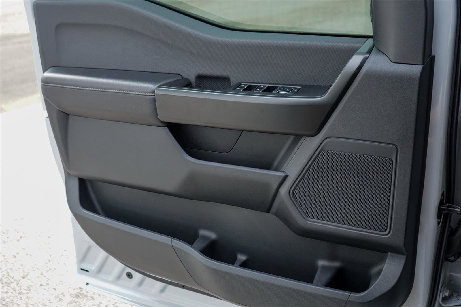 Used 2025 Ford F150 STX w/ Equipment Group 200A image 18