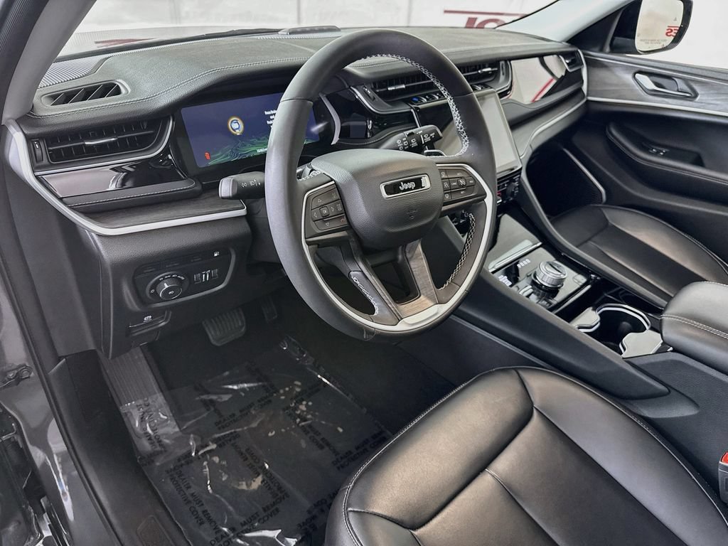 Used 2023 Jeep Grand Cherokee 4WD 4xe image 19