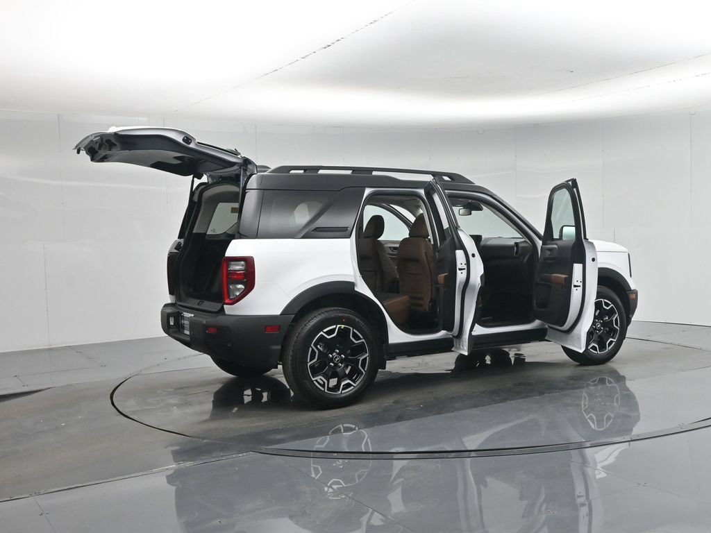 New 2026 Ford Bronco Sport Outer Banks w/ Outer Banks Tech Package+ AWD/4WD image 5