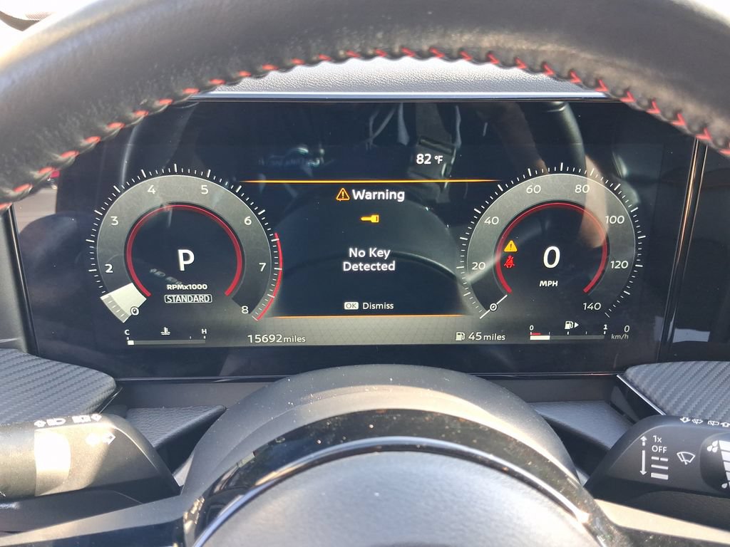Certified 2025 Nissan Kicks SR FWD image 18