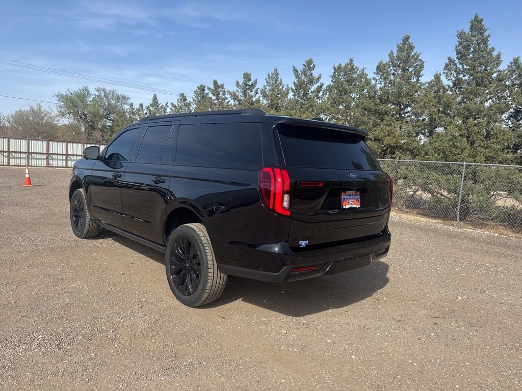 Used 2025 Ford Expedition Max Platinum w/ Stealth Appearance Package image 4