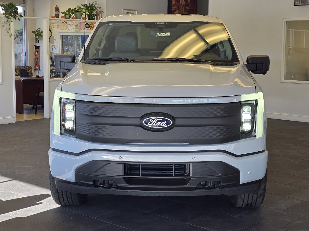 New 2025 Ford F150 Lightning Flash image 17