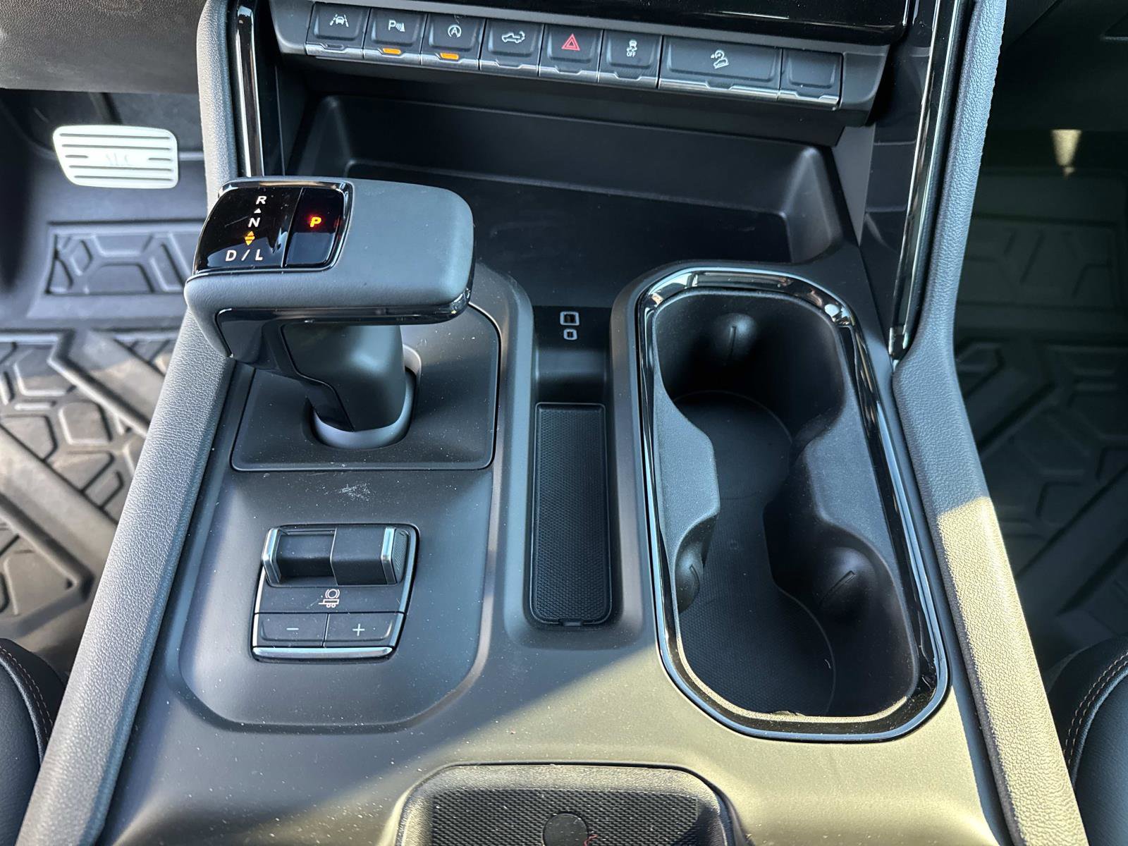 New 2026 GMC Sierra 1500 AT4 w/ Technology Package image 33