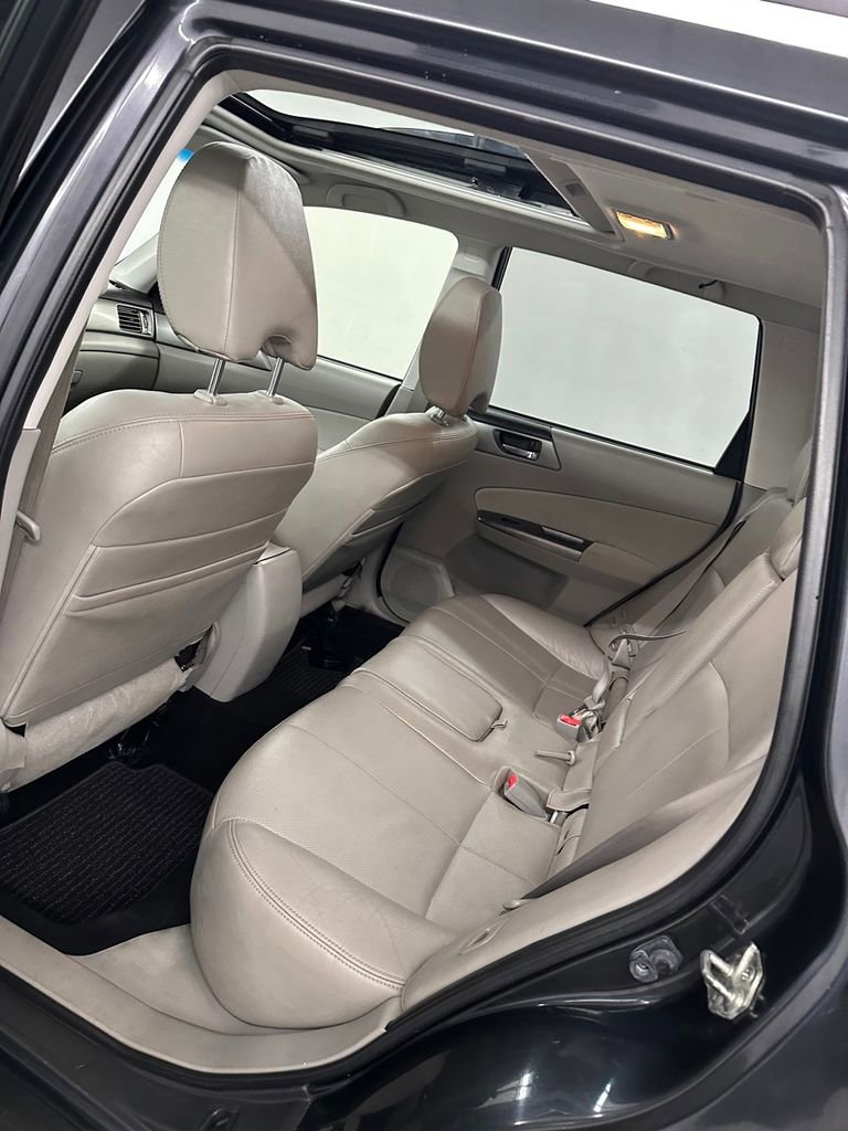 Used 2012 Subaru Forester 2.5X Limited image 24