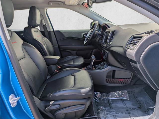 Used 2018 Jeep Compass Trailhawk w/ Leather Interior Group AWD/4WD image 19