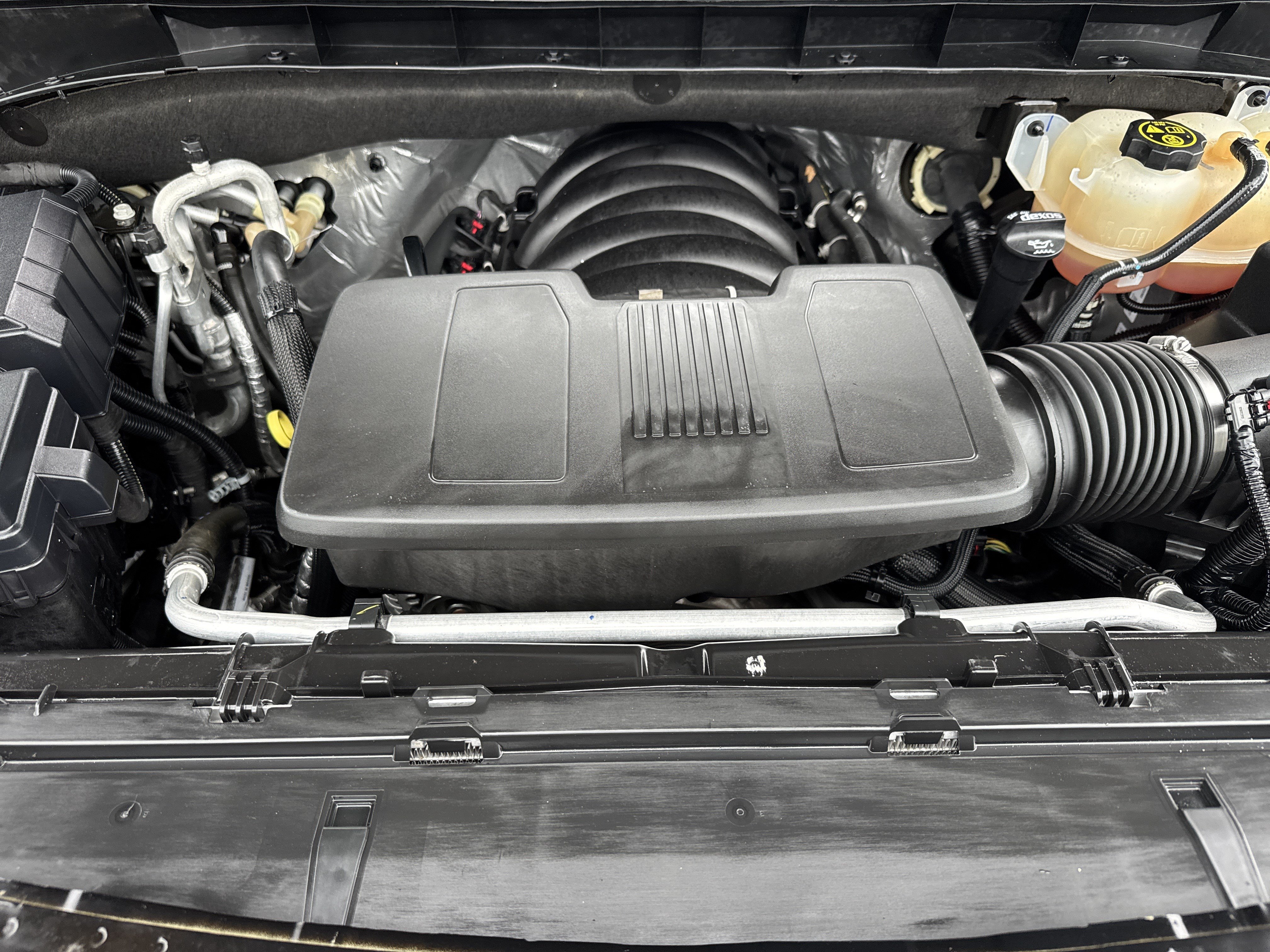 Used 2023 GMC Yukon SLT AWD/4WD image 33