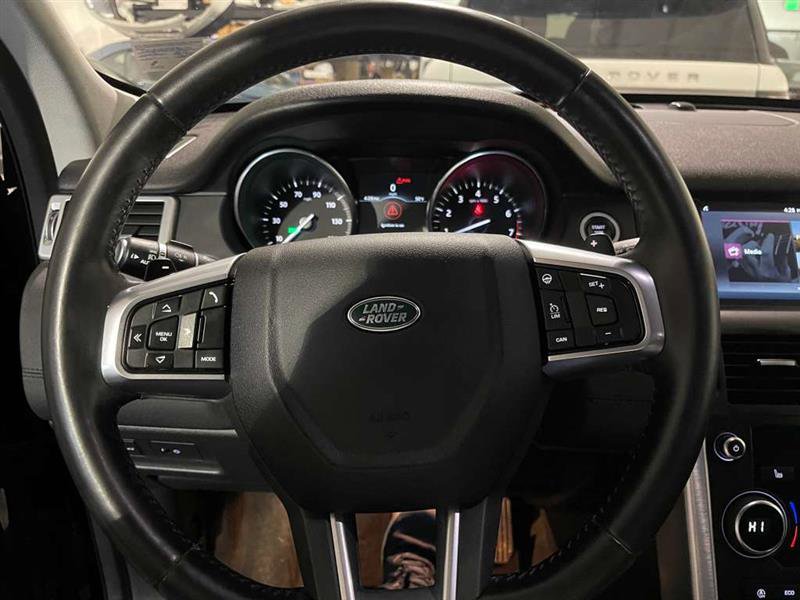 Used 2018 Land Rover Discovery Sport SE image 14