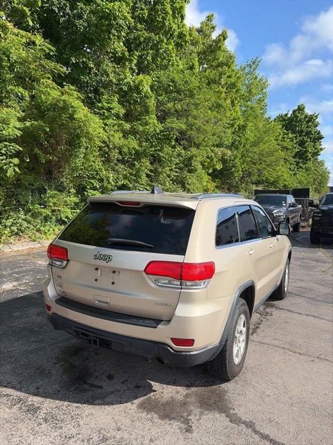 Used 2015 Jeep Grand Cherokee Laredo w/ Quick Order Package 23E AWD/4WD image 7