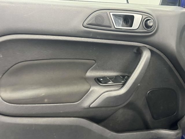 Used 2015 Ford Fiesta ST FWD image 29