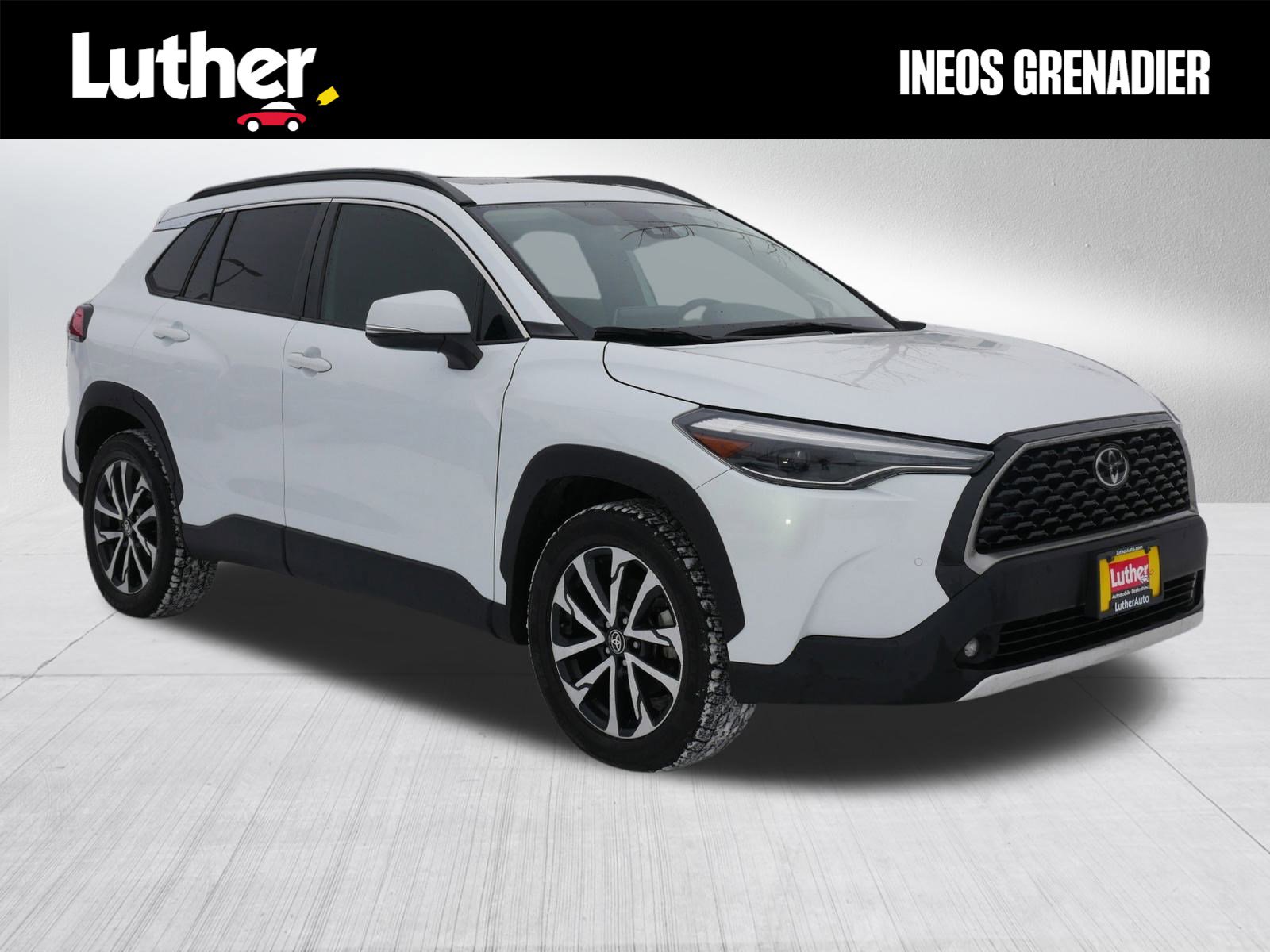 Used 2022 Toyota Corolla Cross XLE image 1