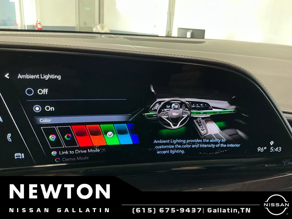 Used 2021 Cadillac Escalade ESV Sport Platinum RWD image 62