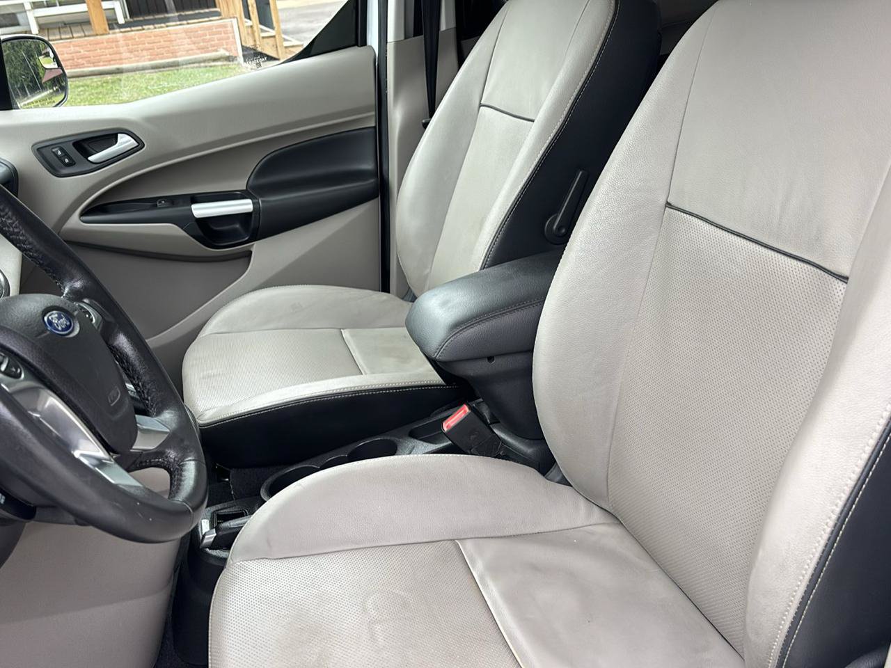 Used 2016 Ford Transit Connect XLT FWD image 10