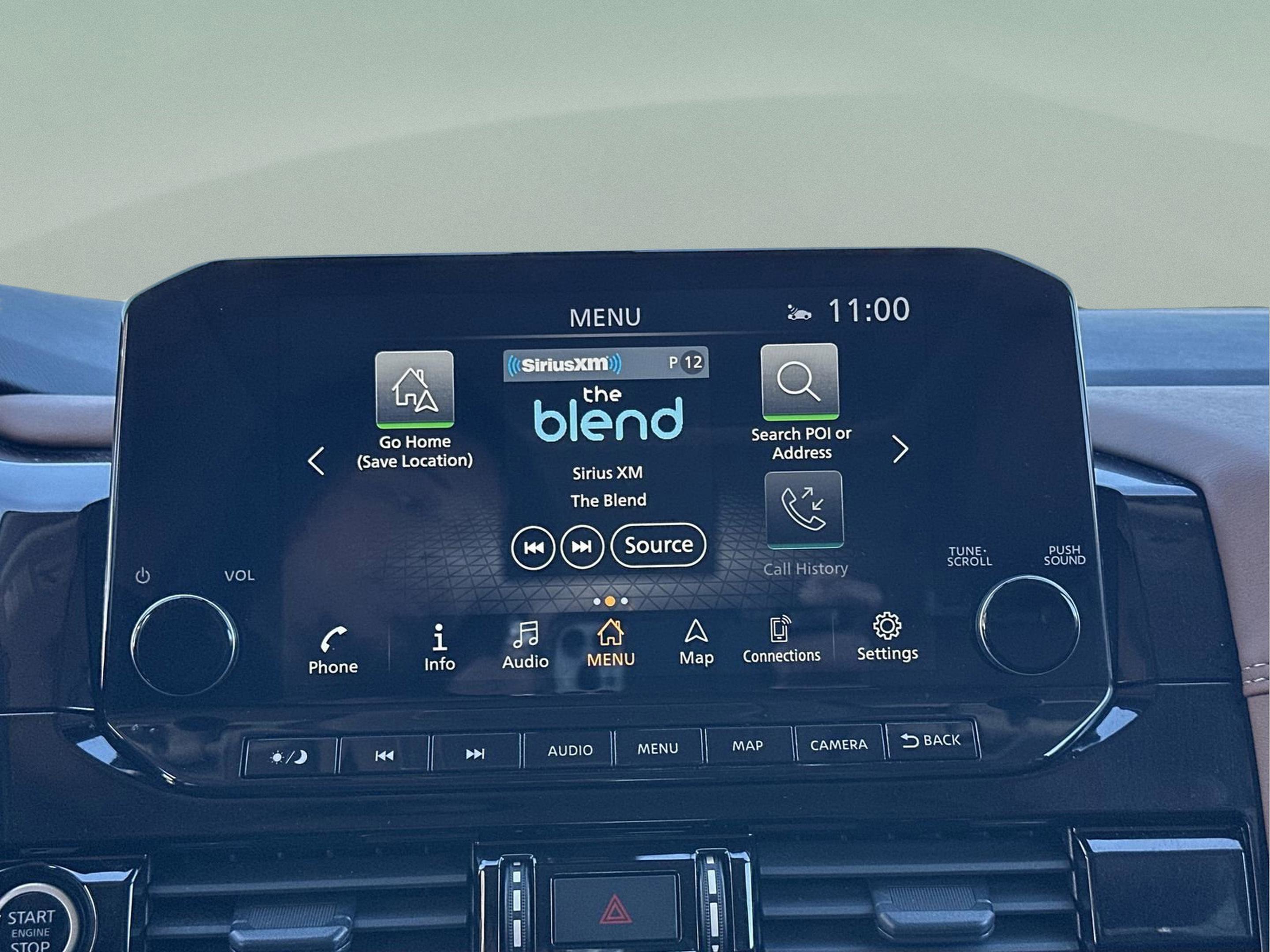 Used 2024 Nissan Pathfinder Platinum image 27