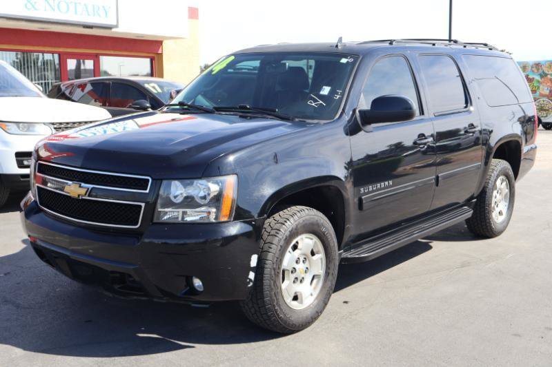 Used 2014 Chevrolet Suburban LT AWD/4WD image 3