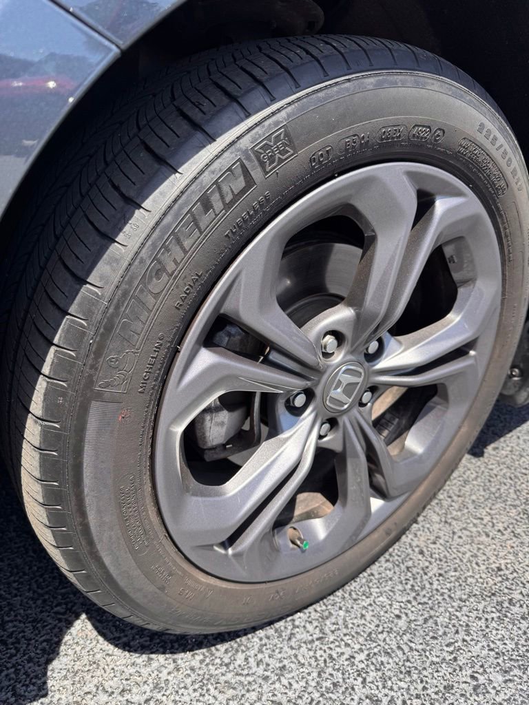 Used 2023 Honda Accord EX image 25