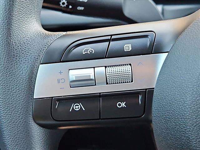 Used 2026 Hyundai Santa Cruz SE FWD image 27
