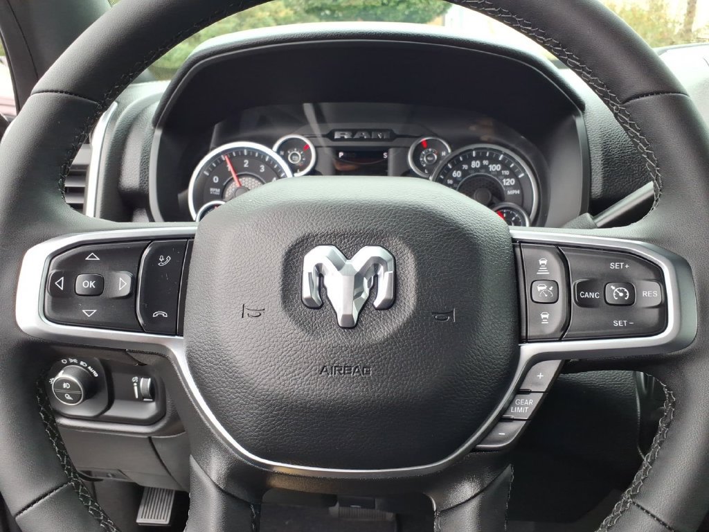 Used 2026 RAM 2500 Big Horn AWD/4WD image 5