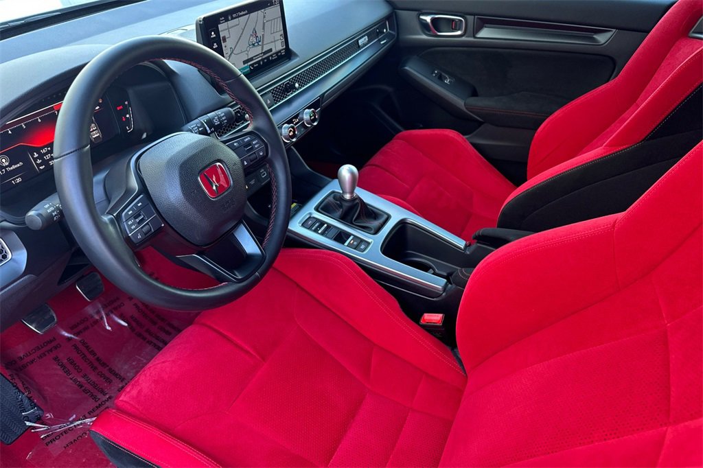 Used 2023 Honda Civic Type R image 9