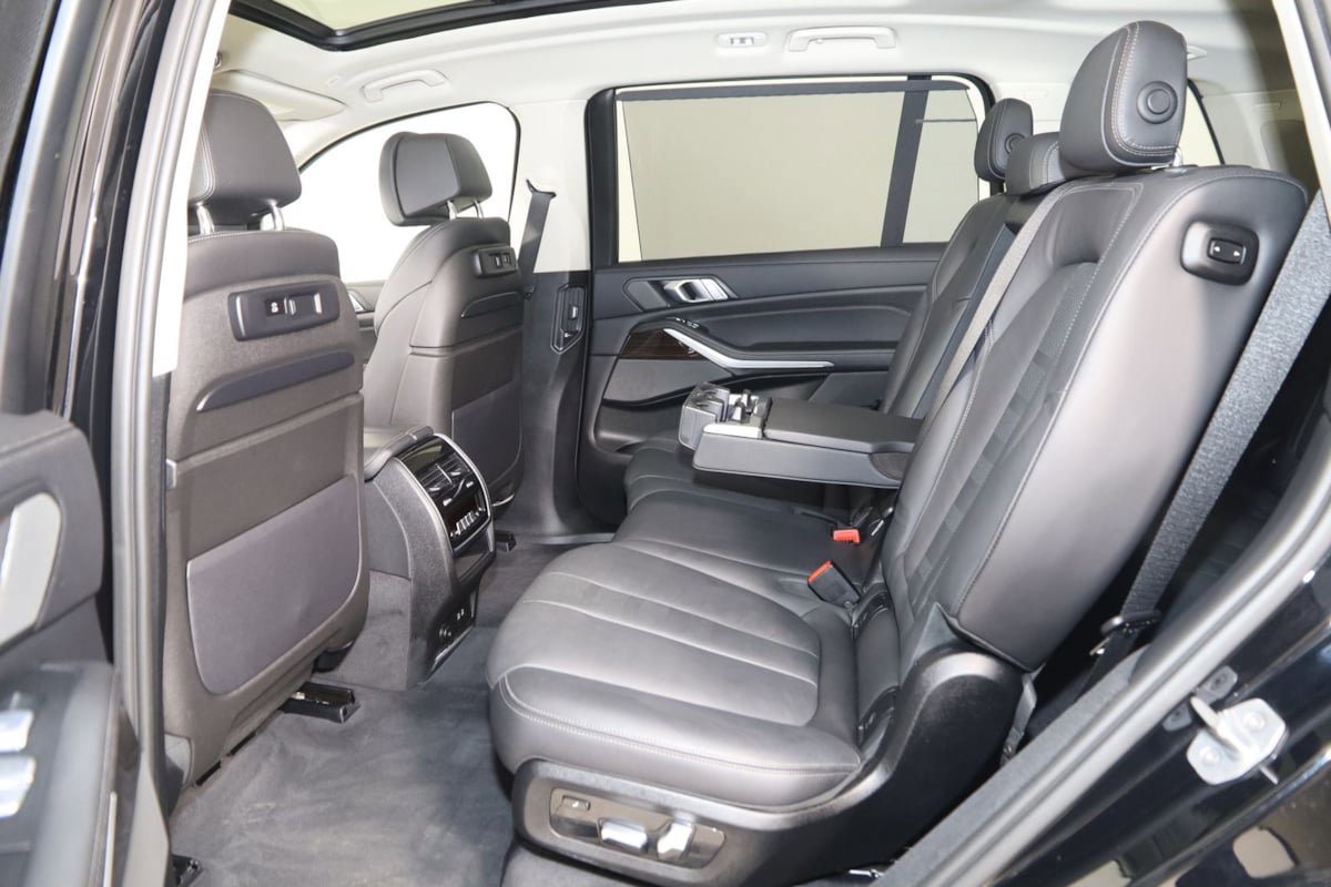 Used 2020 BMW X7 xDrive40i w/ Premium Package AWD/4WD image 54