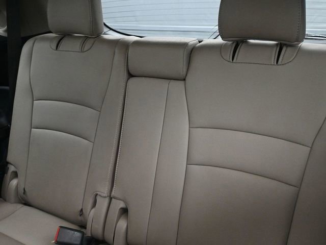 Used 2019 Honda Pilot Elite image 11