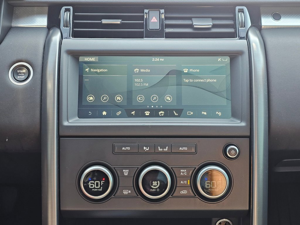 Used 2020 Land Rover Discovery Landmark image 13