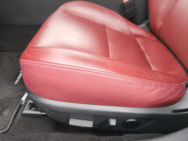 Used 2023 MAZDA MAZDA3 s image 23