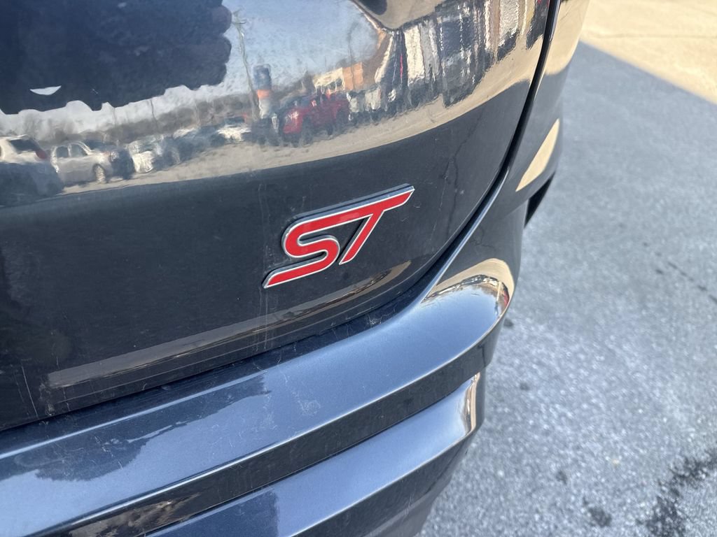 Used 2022 Ford Edge ST w/ Equipment Group 401A AWD/4WD image 7