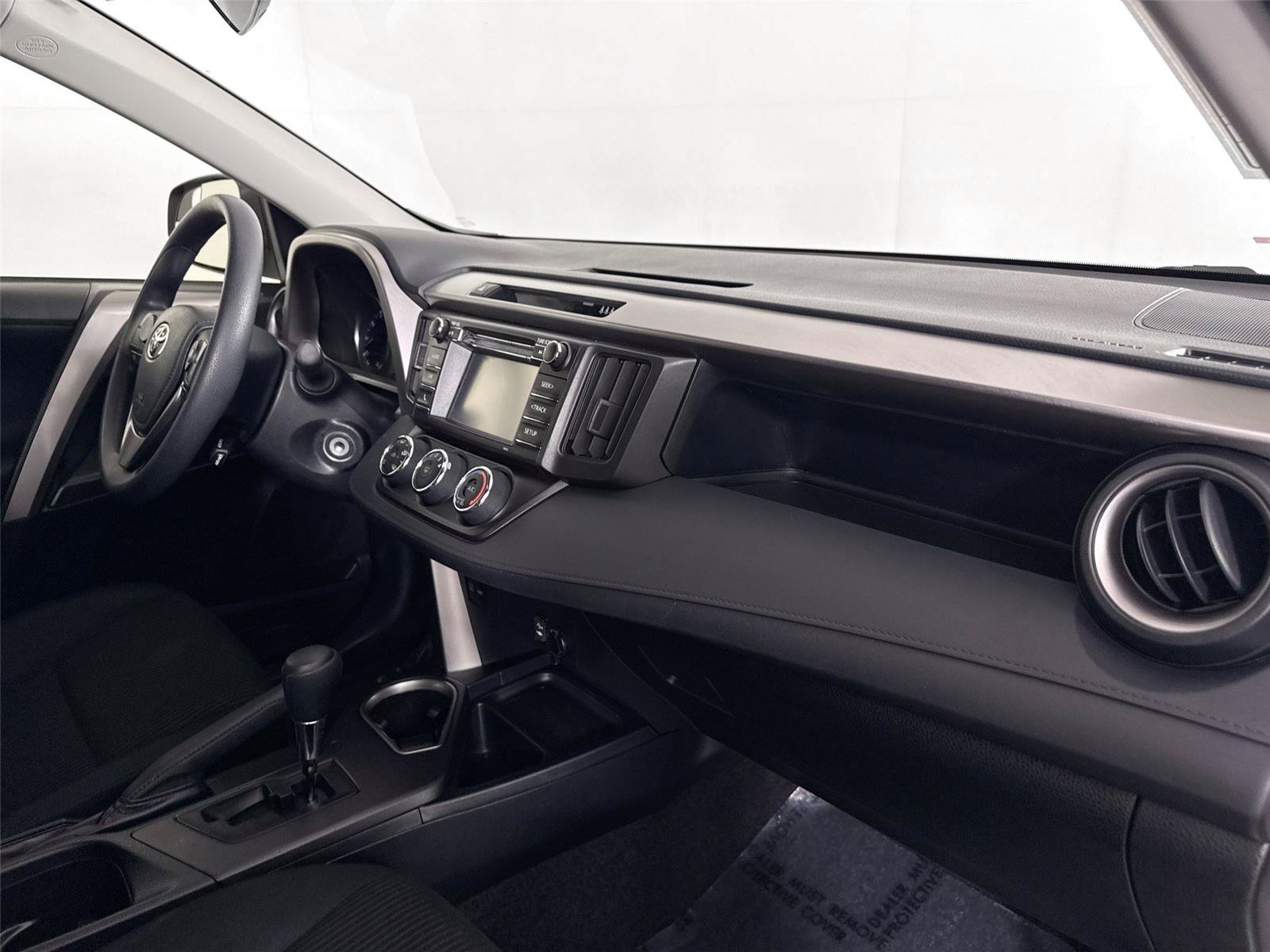Used 2018 Toyota RAV4 LE w/ All Weather Liner Package AWD/4WD image 38