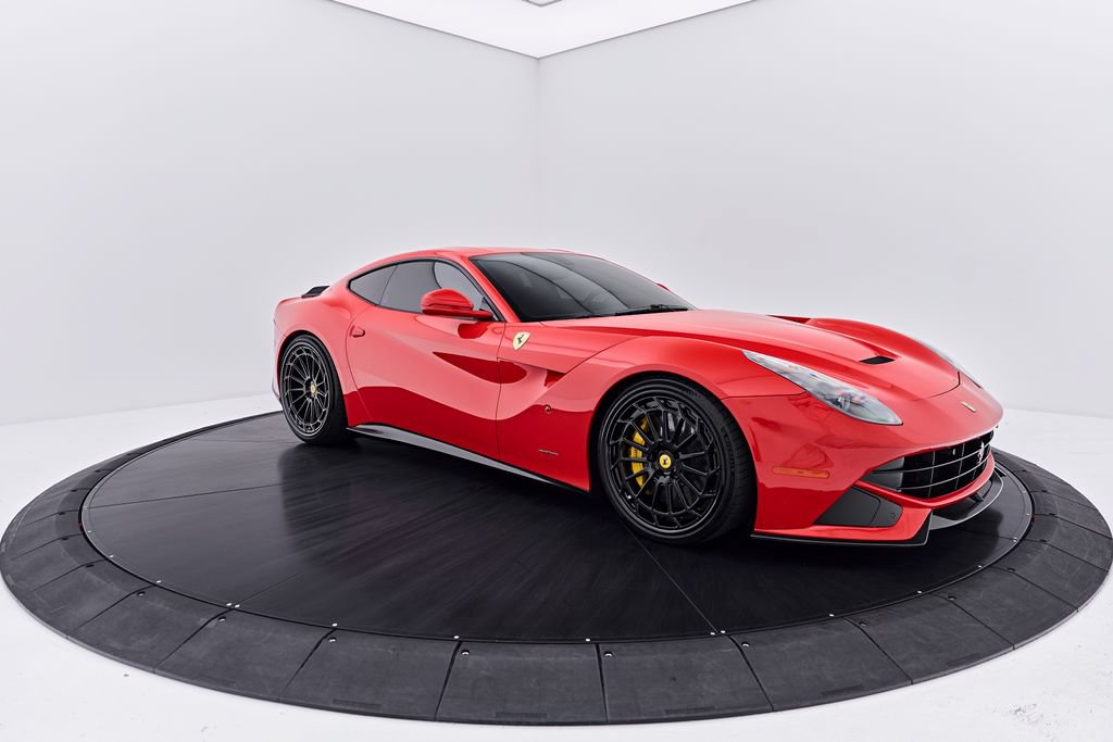 Used 2016 Ferrari F12 Berlinetta RWD image 20