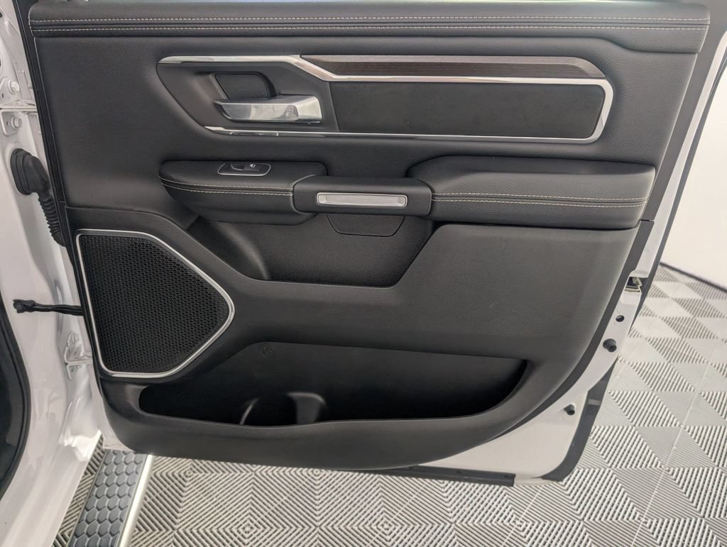 Used 2022 RAM 1500 Laramie RWD image 32