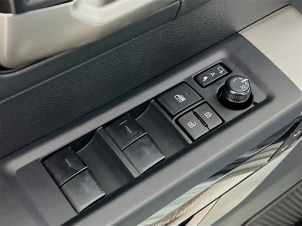 Used 2025 Toyota Tundra Limited image 17