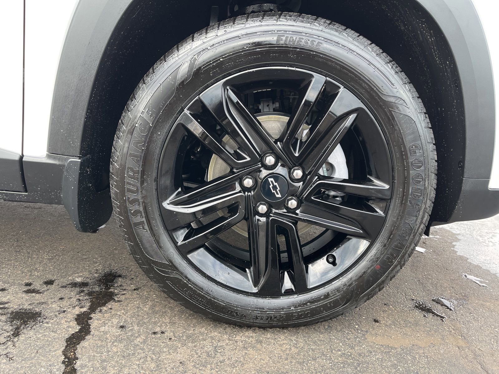 New 2026 Chevrolet Trax ACTIV w/ Sunroof Package image 12