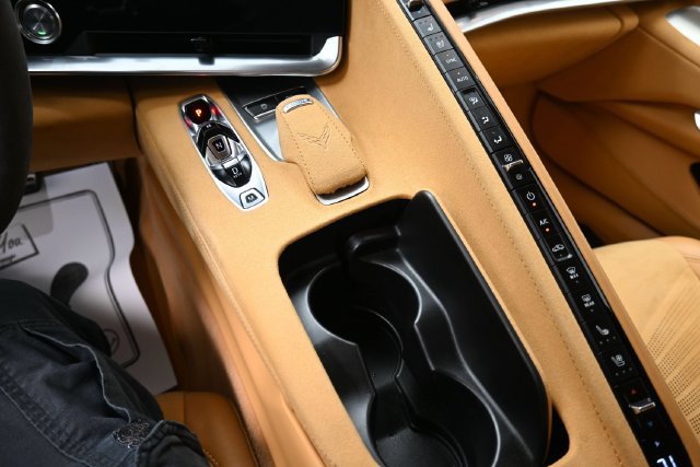 Used 2023 Chevrolet Corvette Stingray Premium Conv w/ Z51 Performance Package RWD image 11