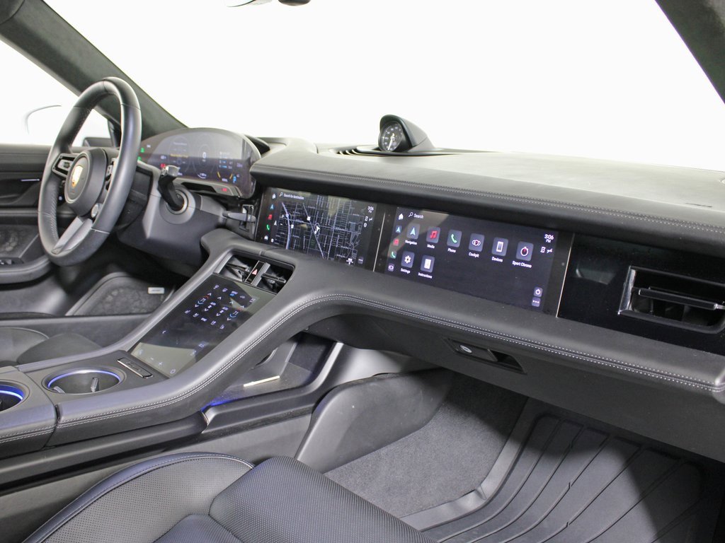 Used 2020 Porsche Taycan Turbo image 42