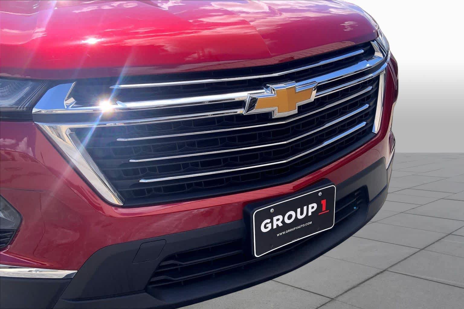 Used 2023 Chevrolet Traverse LT FWD image 30