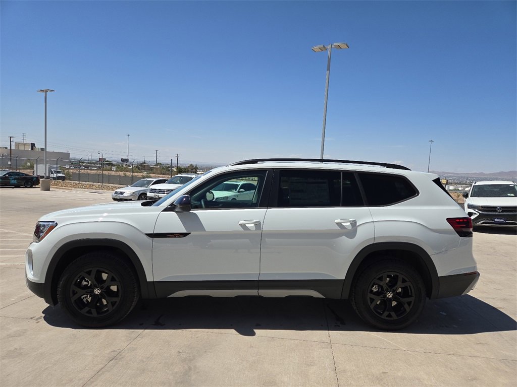 New 2025 Volkswagen Atlas Peak Edition SE image 6