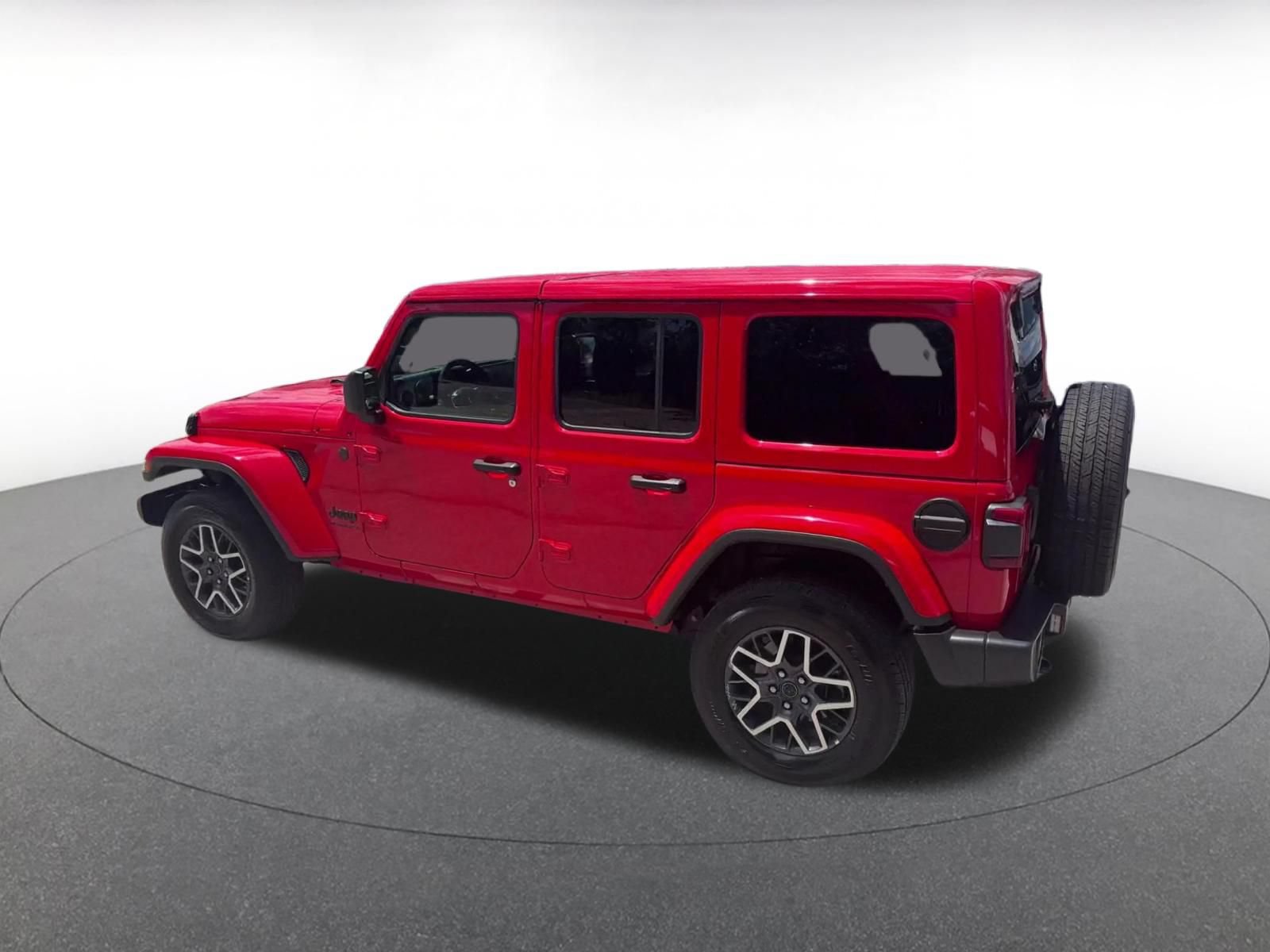 Used 2025 Jeep Wrangler Unlimited Sahara AWD/4WD image 10