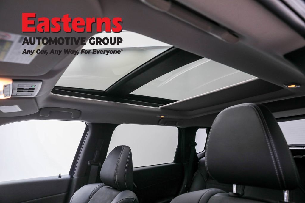 Used 2023 Mitsubishi Outlander SE image 34