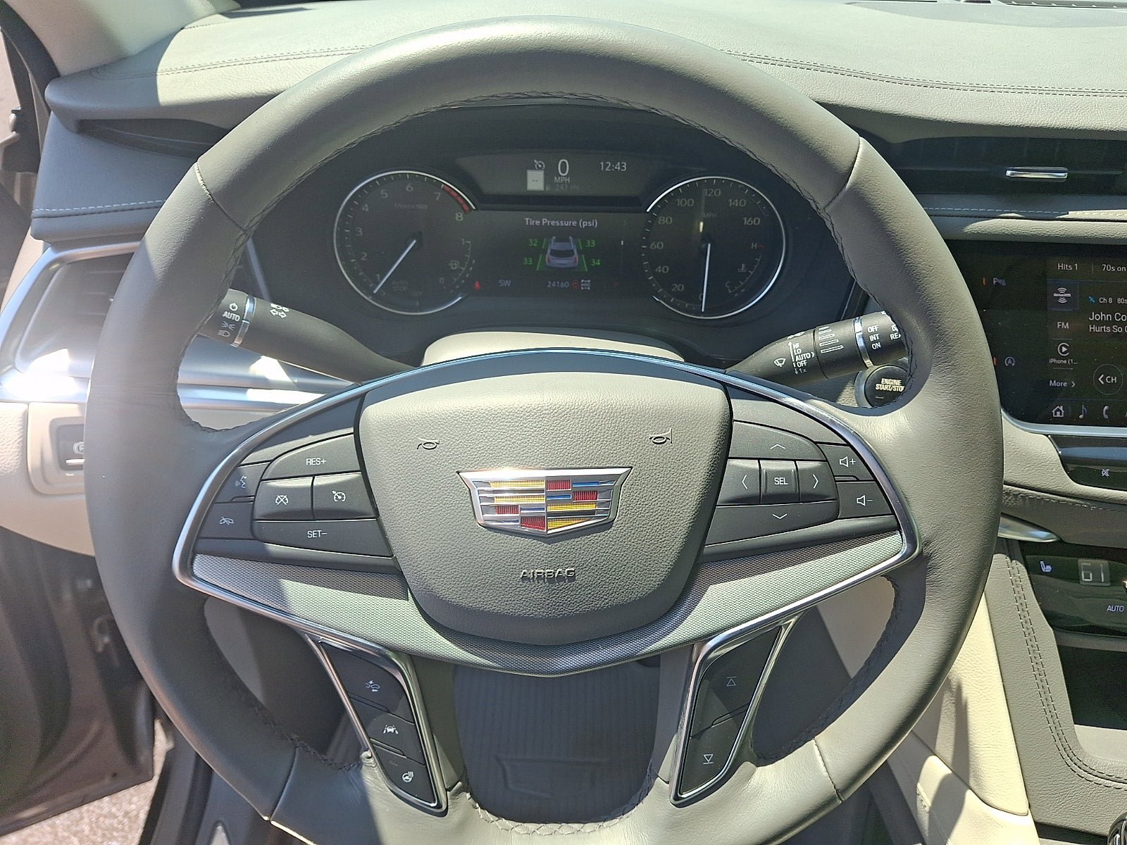 Certified 2023 Cadillac XT5 Premium Luxury AWD/4WD image 14