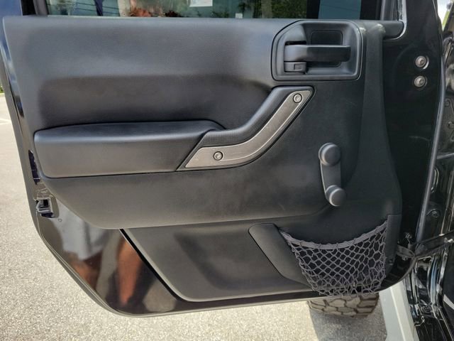 Used 2017 Jeep Wrangler Unlimited Sport w/ Max Tow Package image 16