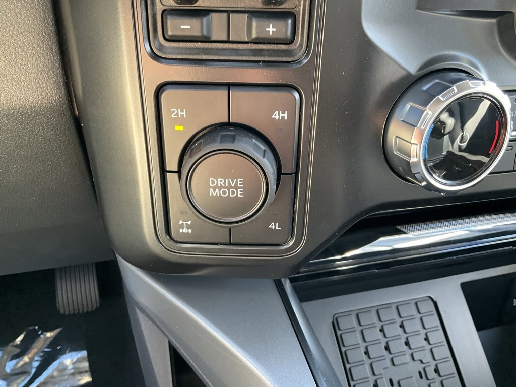 New 2026 Ford F350 Lariat image 13