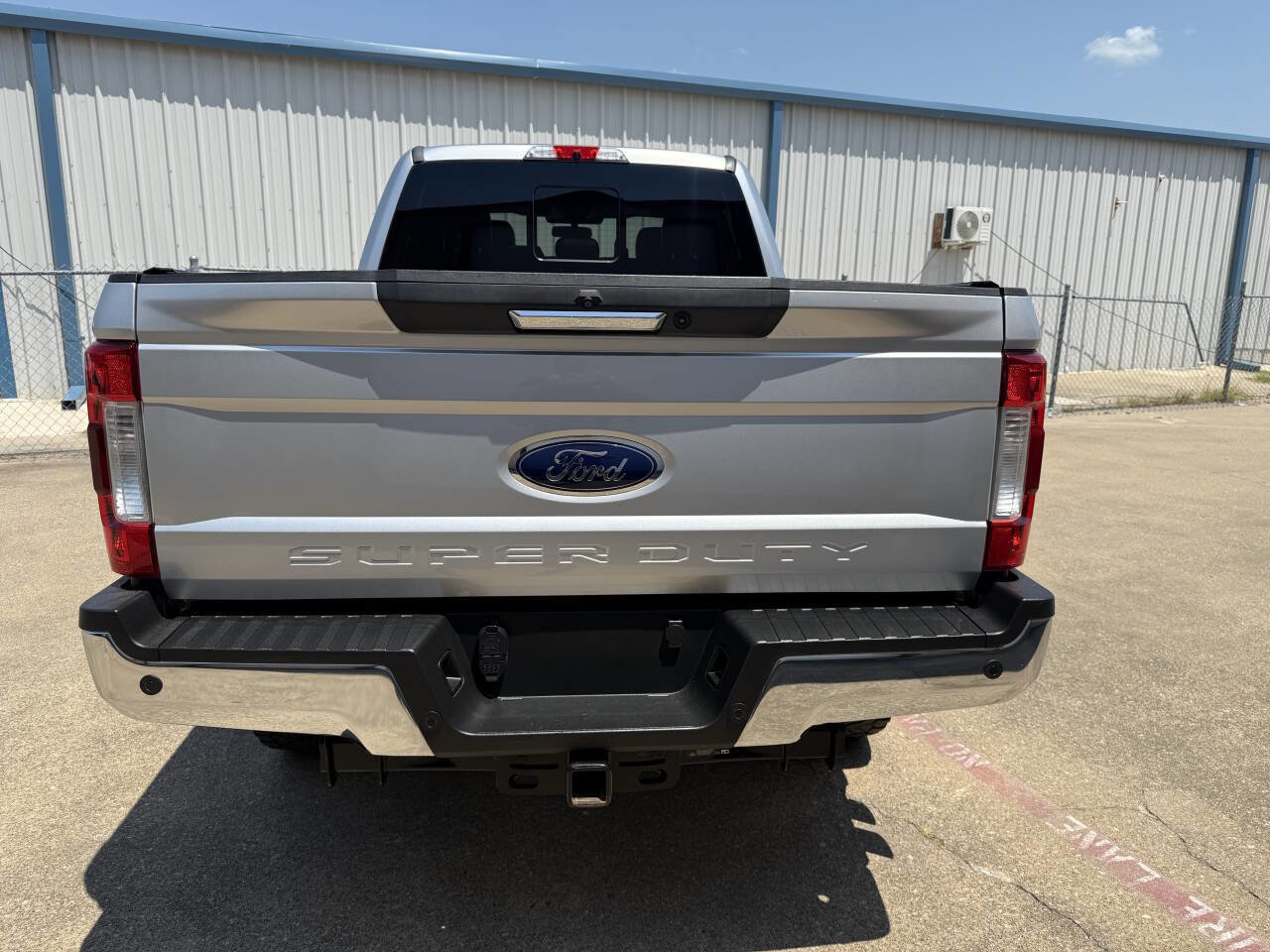 Used 2019 Ford F250 Lariat w/ Lariat Value Package image 8