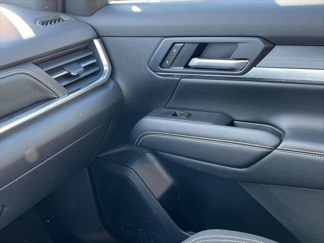 Certified 2025 GMC Terrain Elevation image 33