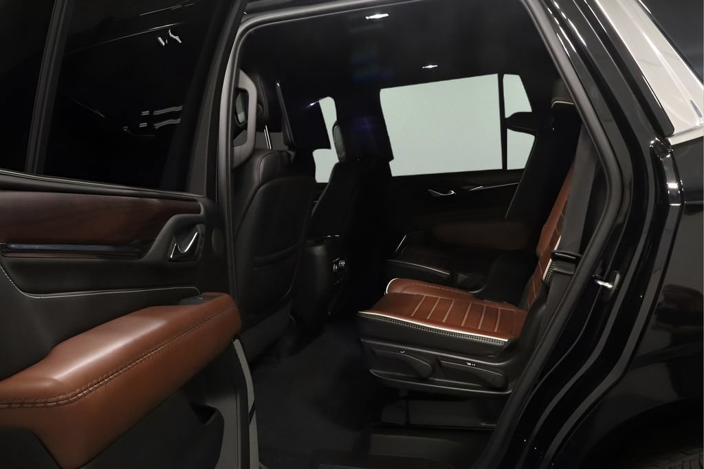 Used 2024 GMC Yukon Denali Ultimate AWD/4WD image 28