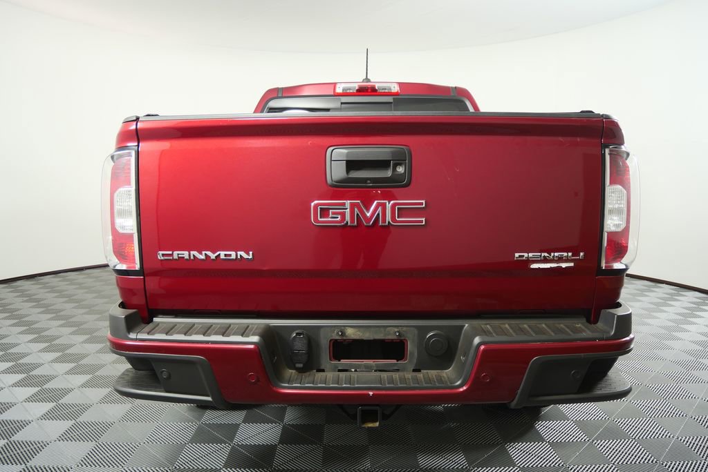 Used 2019 GMC Canyon Denali image 5
